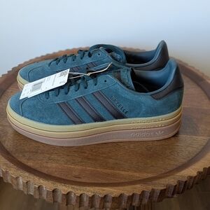 NWT Gazelle Bold Shoes Gazelle Bold W Shoes 8.5 Aurora Ivy / Core Black / Gum